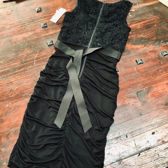 Rickie Freeman for Teri John Ribbon Ruched Dress - Picture 5 of 10